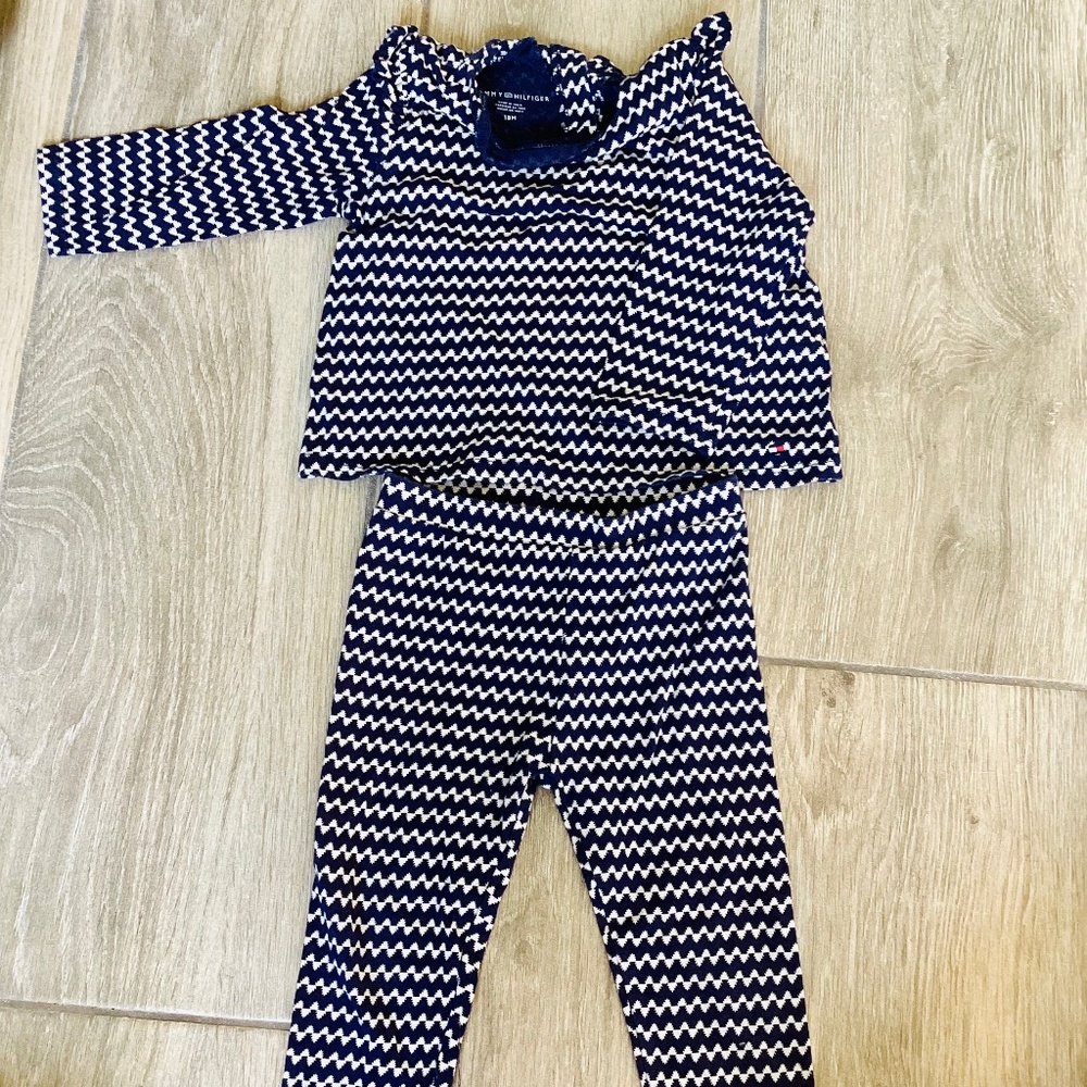 Tommy Hilfiger set girls
